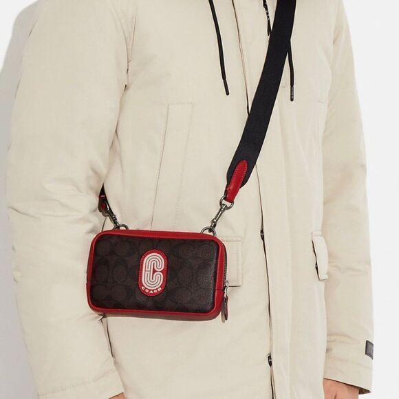 NWT Coach Carrier Phone Crossbody In Colorblock Signature Canvas - Picture 1 of 7